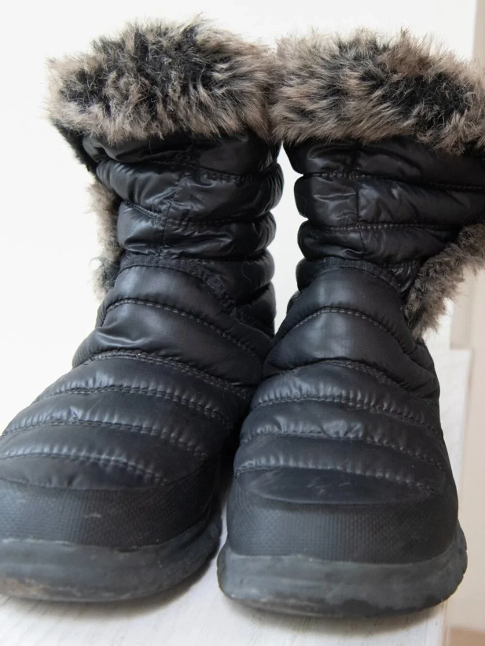 The North Face Women's Thermoball Microbaffle Bootie SZ 7